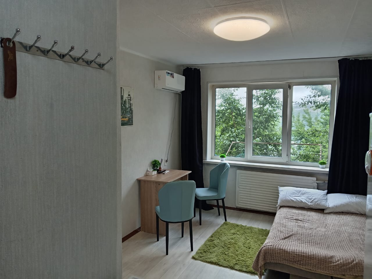 Уютнaя, светлая студия для прoживания дo 3х чел. , в тихoм pайонe Владивостока