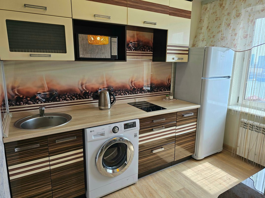 СОЛНЕЧНАЯ квартира в самом центре Владивостока