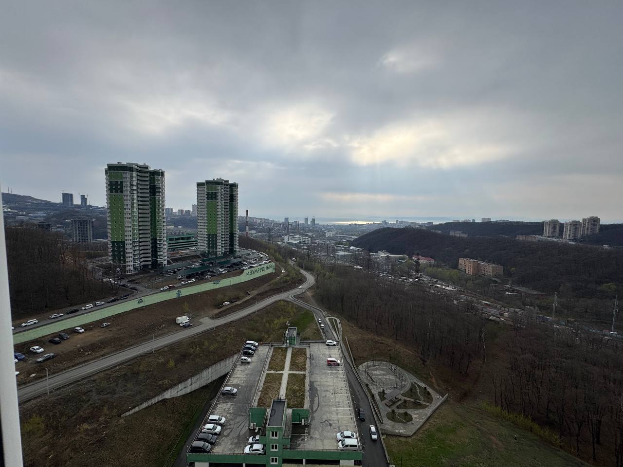 Квартира с видом на город с 20-го этажа ЖК Изумрудный