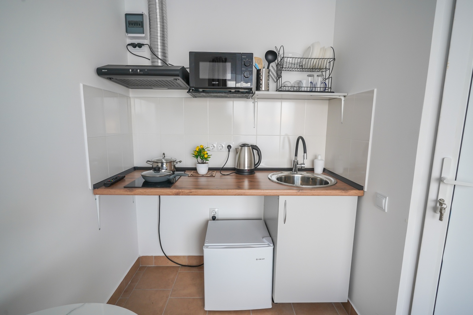 Стильная 1-комнатная студия • 12 м² • До 2 гостей