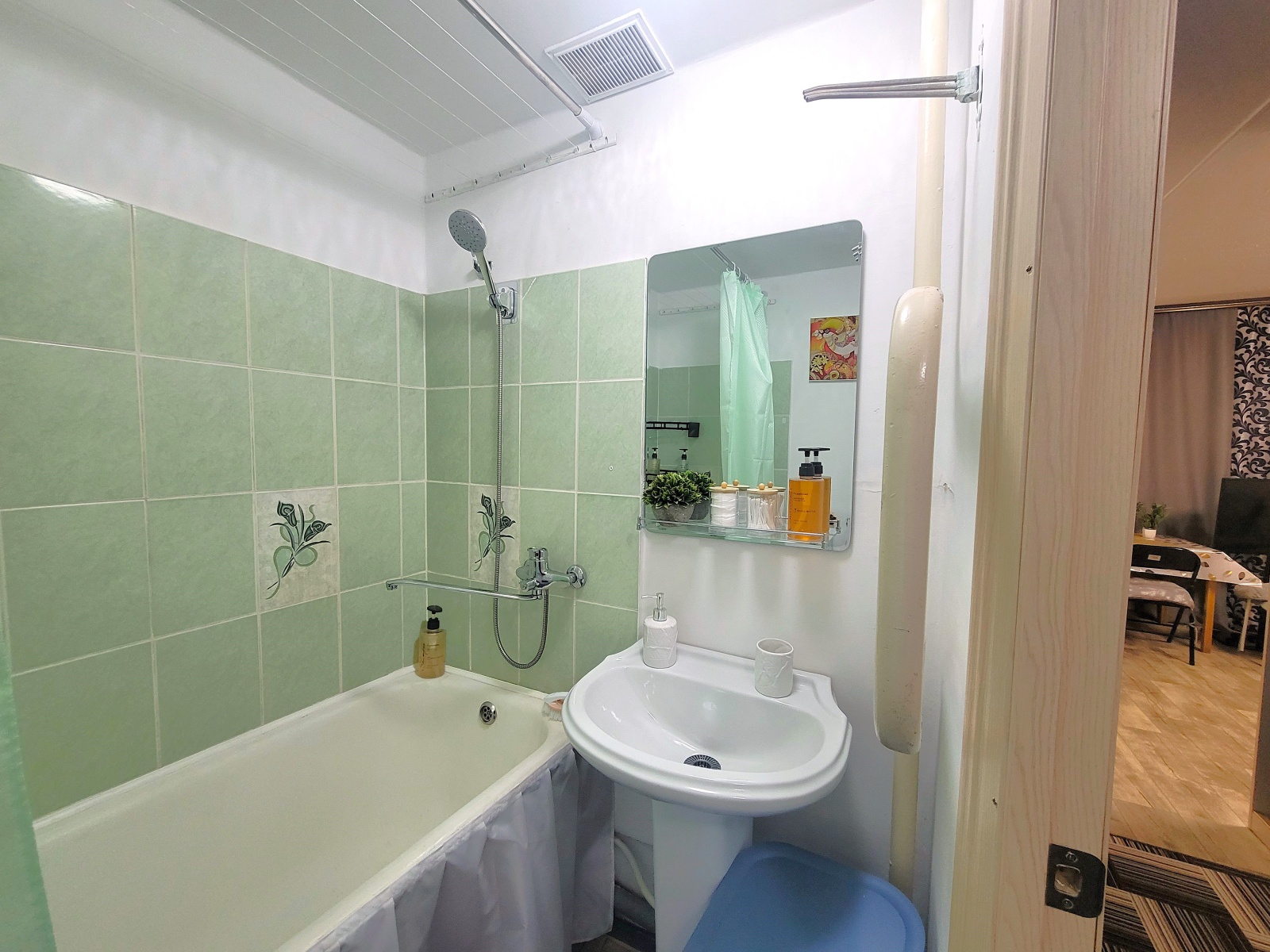 Студия Home Time Apart для 3 гостей у Луговой площади