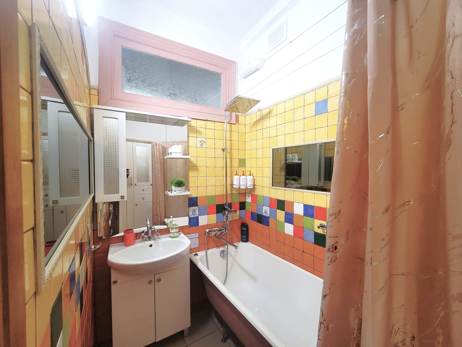 2к кв Home Time Apart для 6 гостей с шикарным видом в центре Владивостока