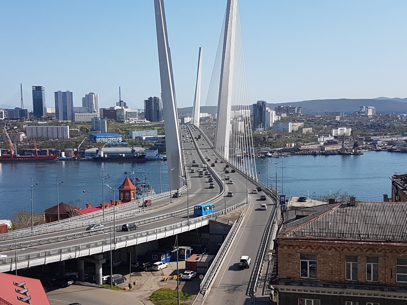 СОЛНЕЧНАЯ квартира в самом центре Владивостока