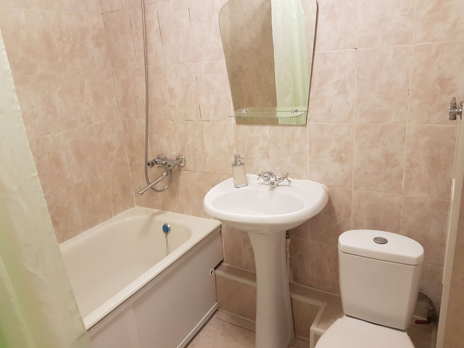 Двухкомнатная квартира в самом центре Владивостока