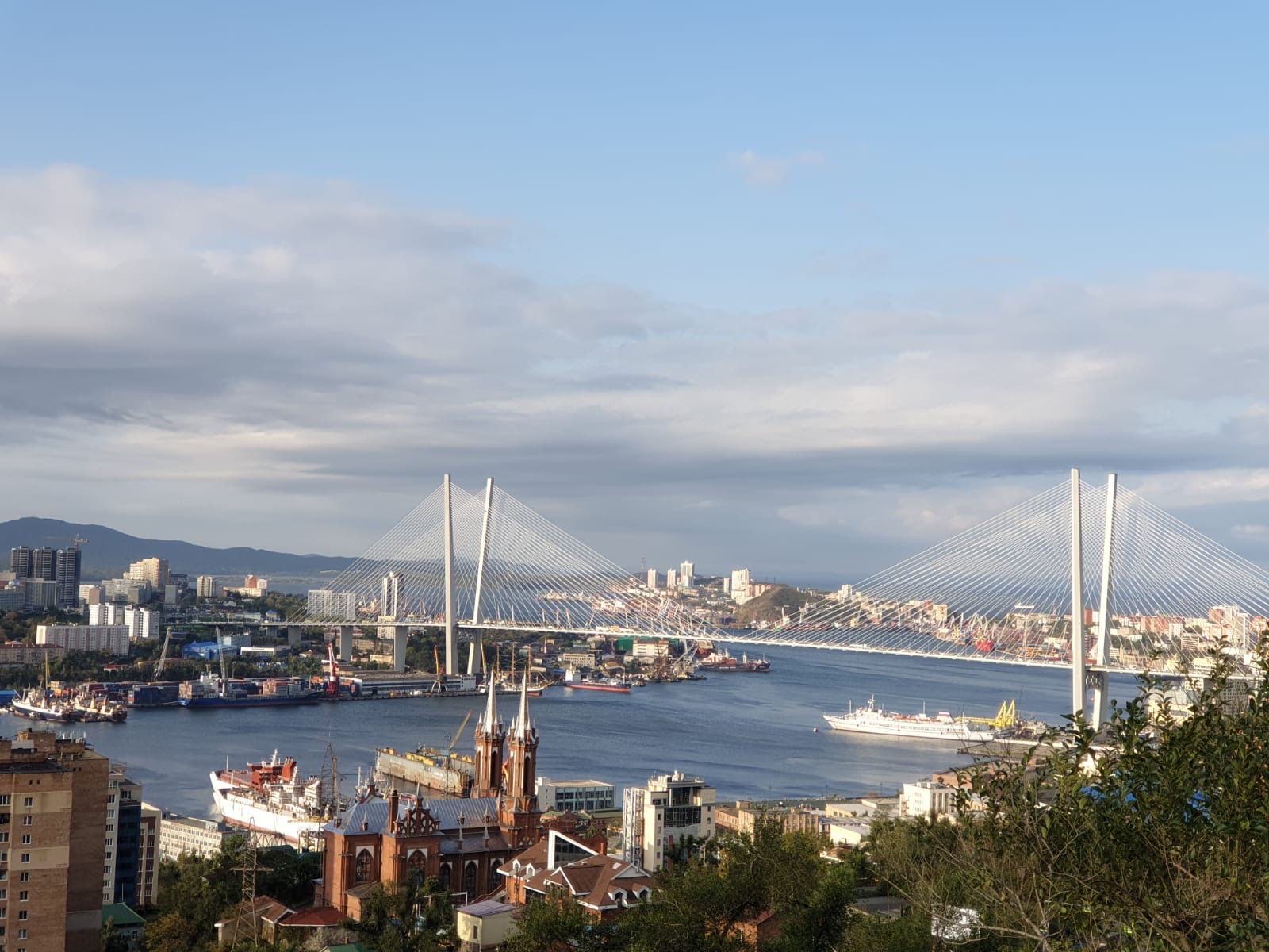 2-х комнатная квартира с высокими потолками в центре Владивостока