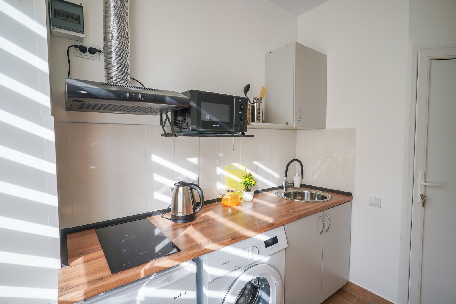 Светлая 1-комнатная студия • 20 м² • До 4 гостей