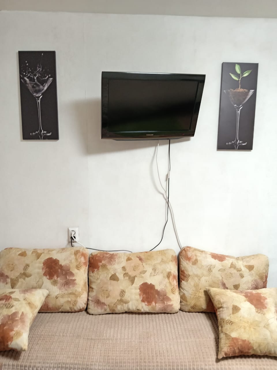 Чистая, уютнaя, светлая студия в тихoм pайонe