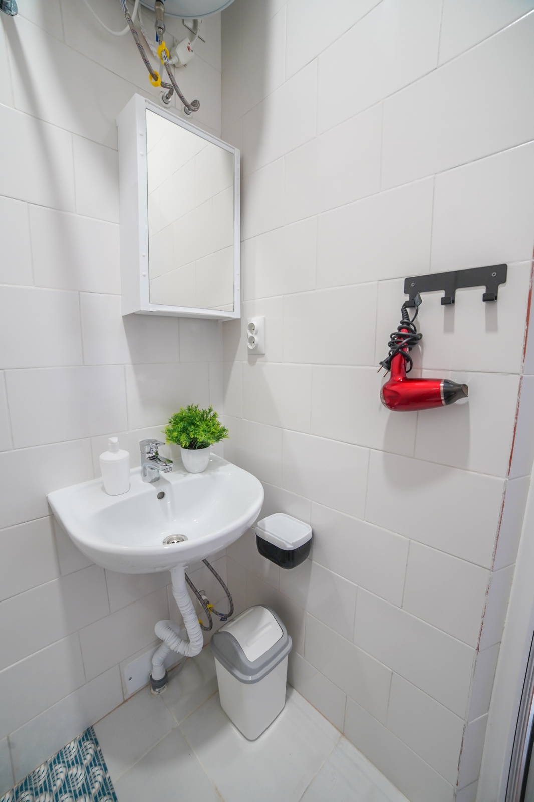 Стильная 1-комнатная студия • 12 м² • До 2 гостей