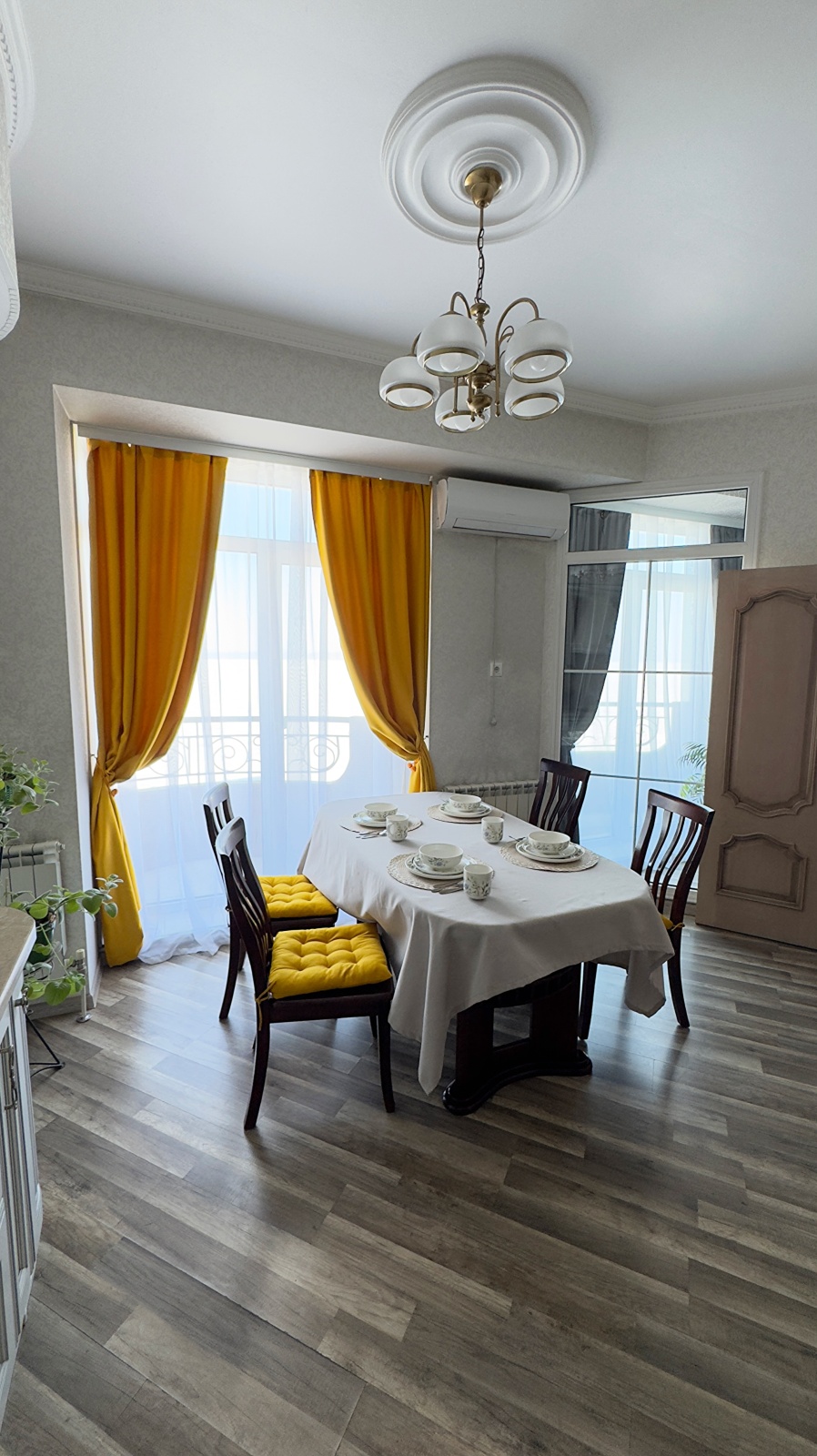 Квартира в элитном ЖК в центре города с шикарным видом на море